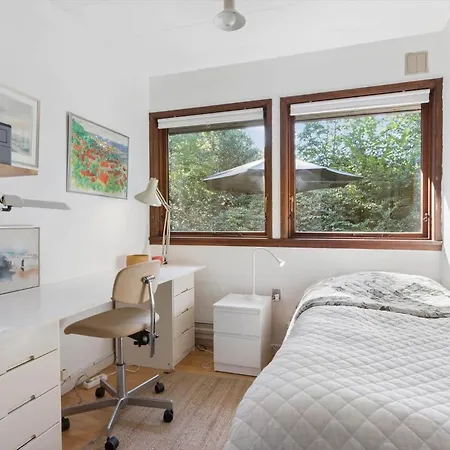 1032-vejby-store-orebjergvej-83 * Vejby